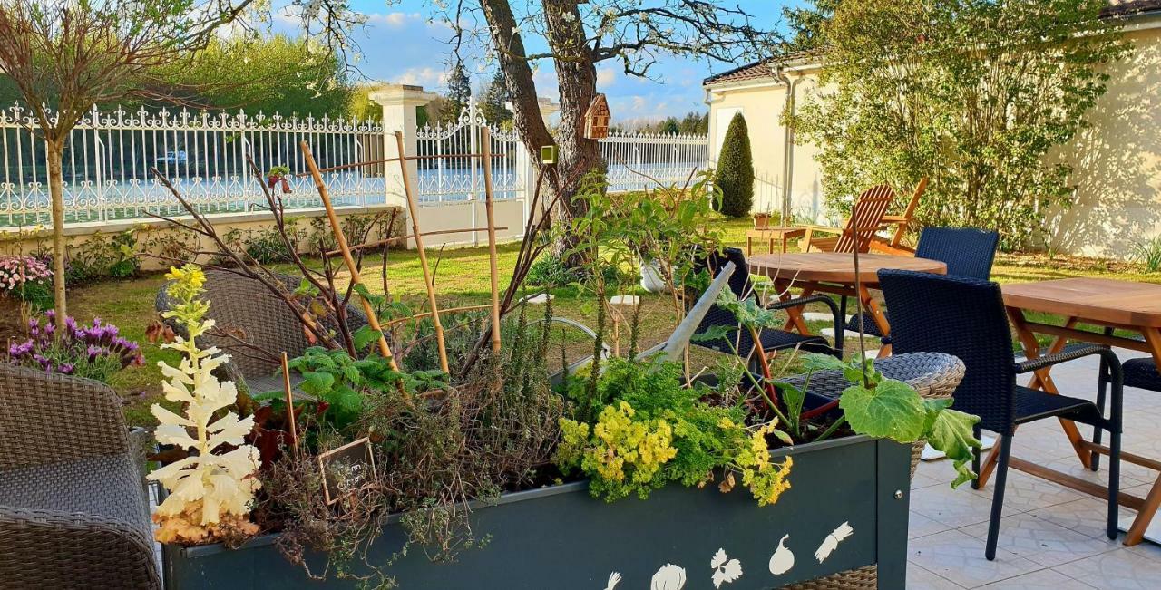 Hotel Beau Rivage Nogent-sur-Seine Esterno foto
